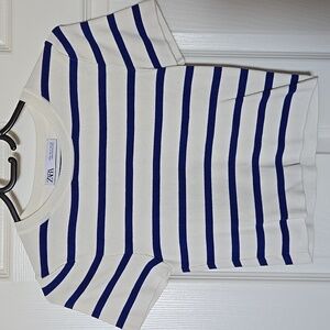 Zara Cropped Knit Top Size M